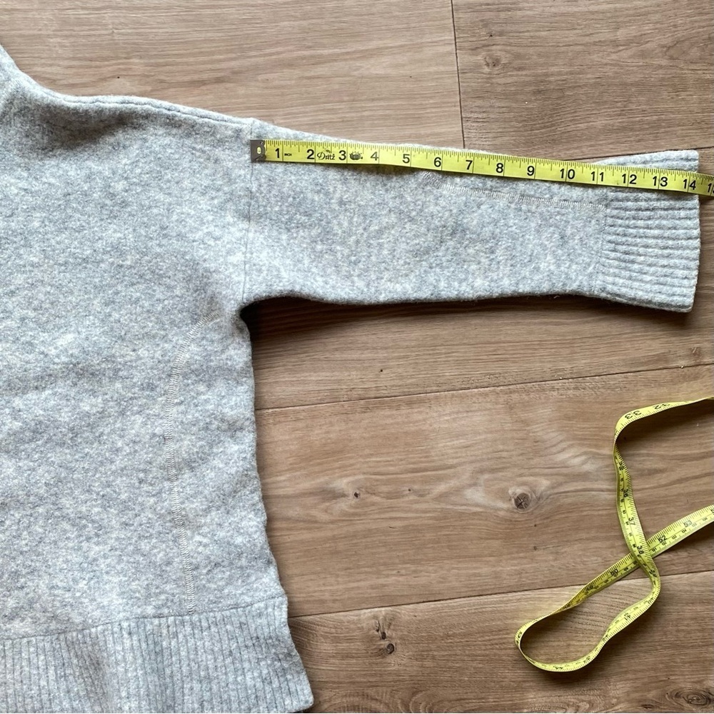 Club Monaco Mock Neck Sweater - Picture 5 of 8